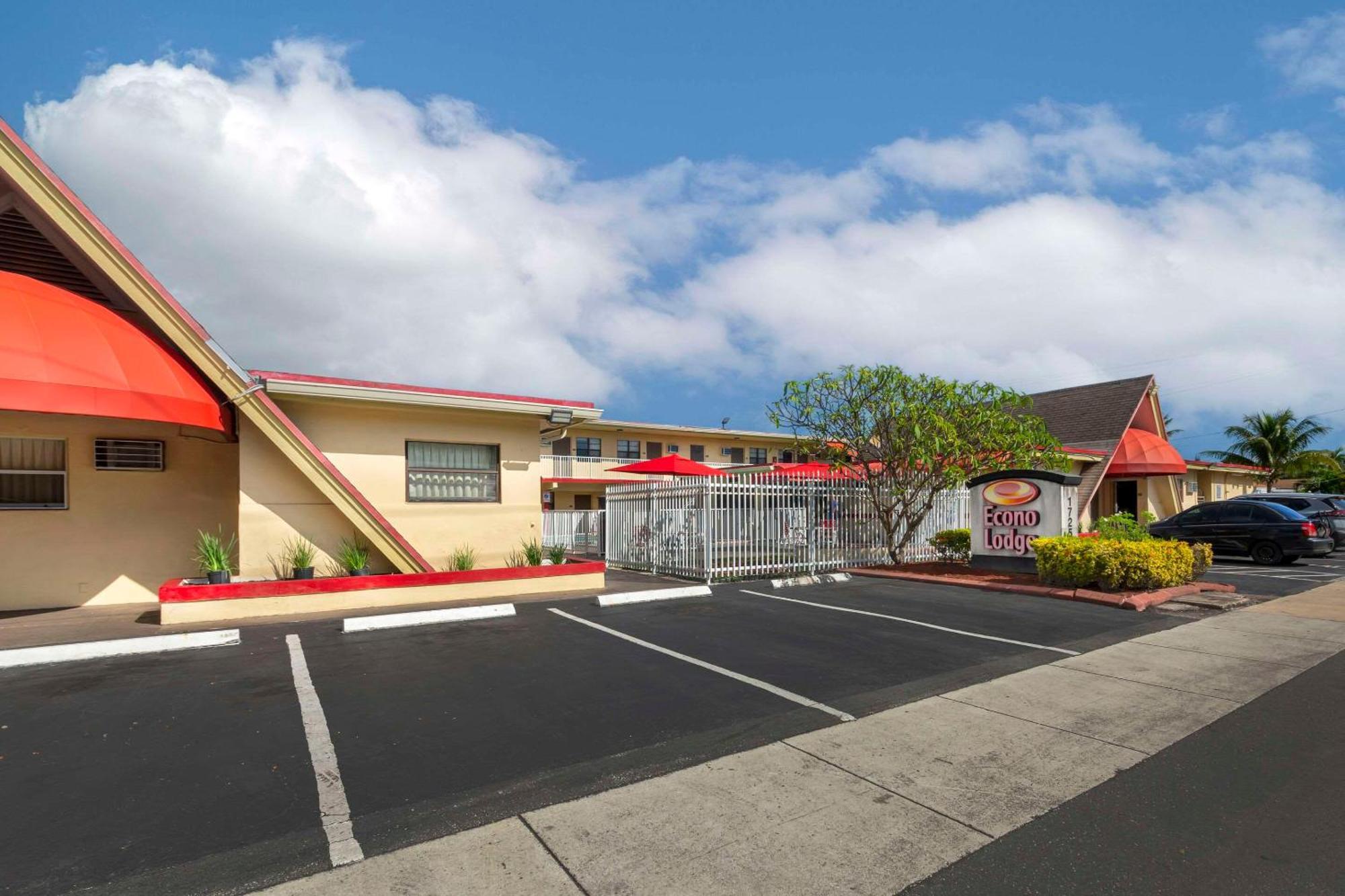 הוליווד Fort Lauderdale Gardens Inn & Suites Ft Lauderdale International Airport מראה חיצוני תמונה